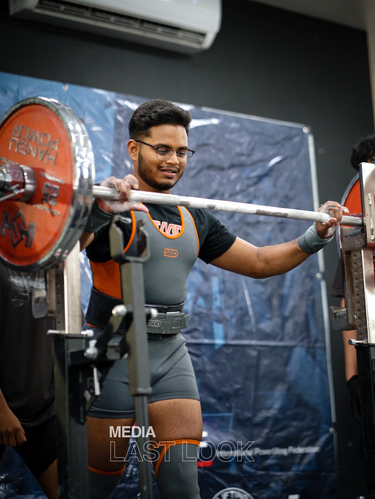 Sai Teja under the bar before a competition attempt